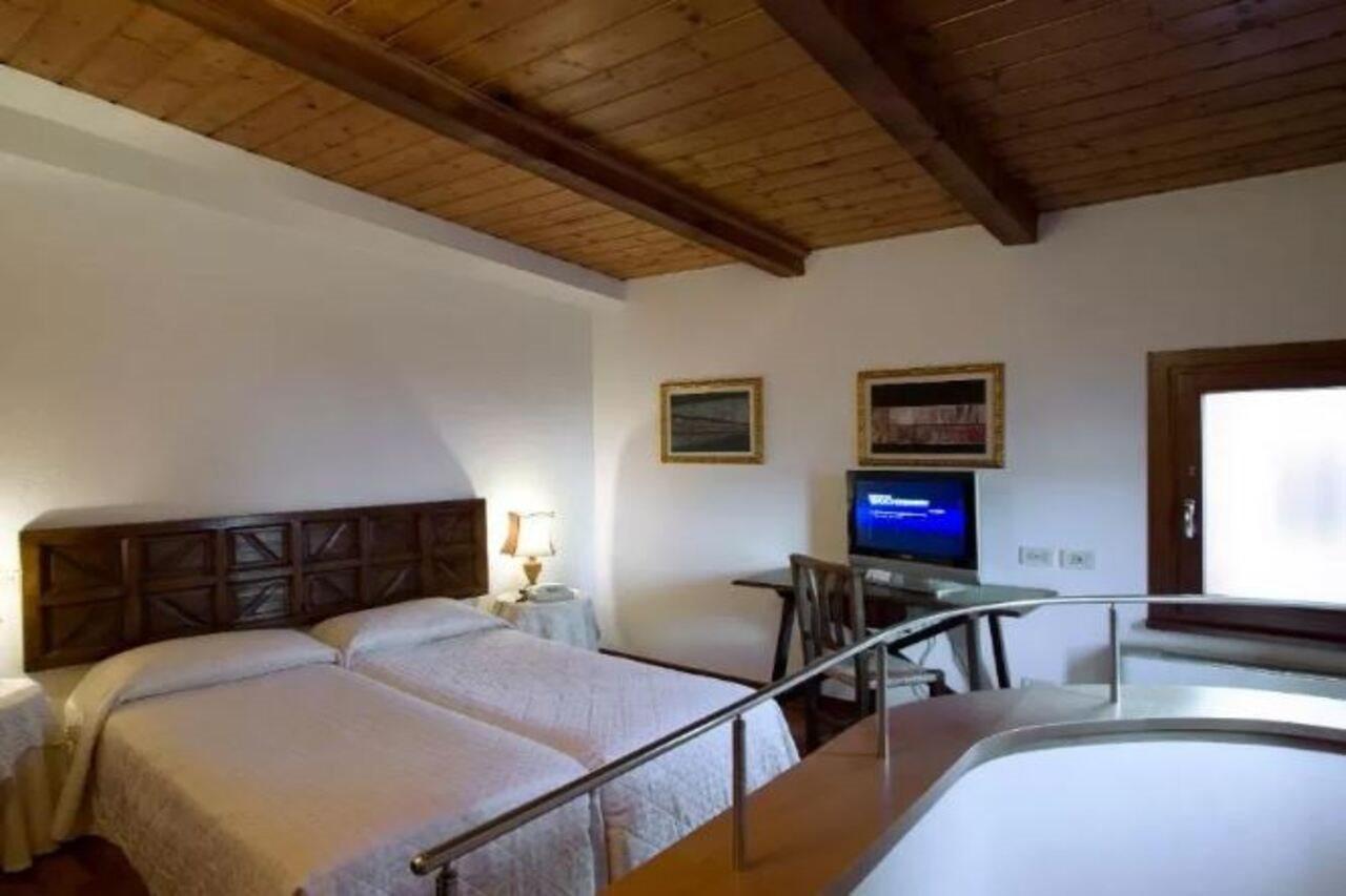 Hotel Columbia Рим Экстерьер фото
