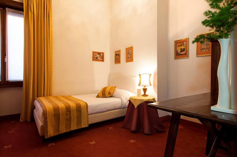 Hotel Columbia Рим Экстерьер фото